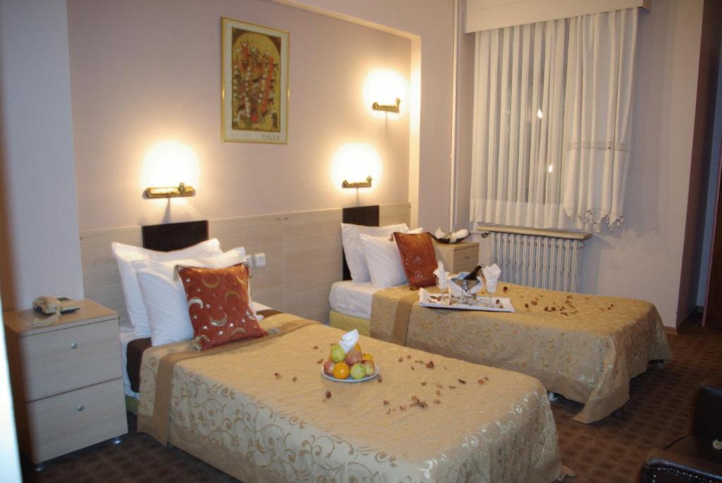 Esra Sultan Petrol Hotel İstanbul Dış mekan fotoğraf