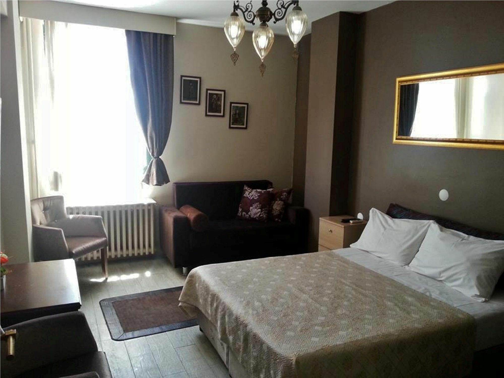 Esra Sultan Petrol Hotel İstanbul Dış mekan fotoğraf