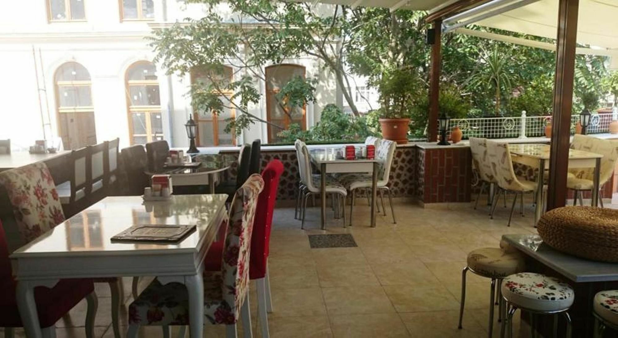 Esra Sultan Petrol Hotel İstanbul Dış mekan fotoğraf